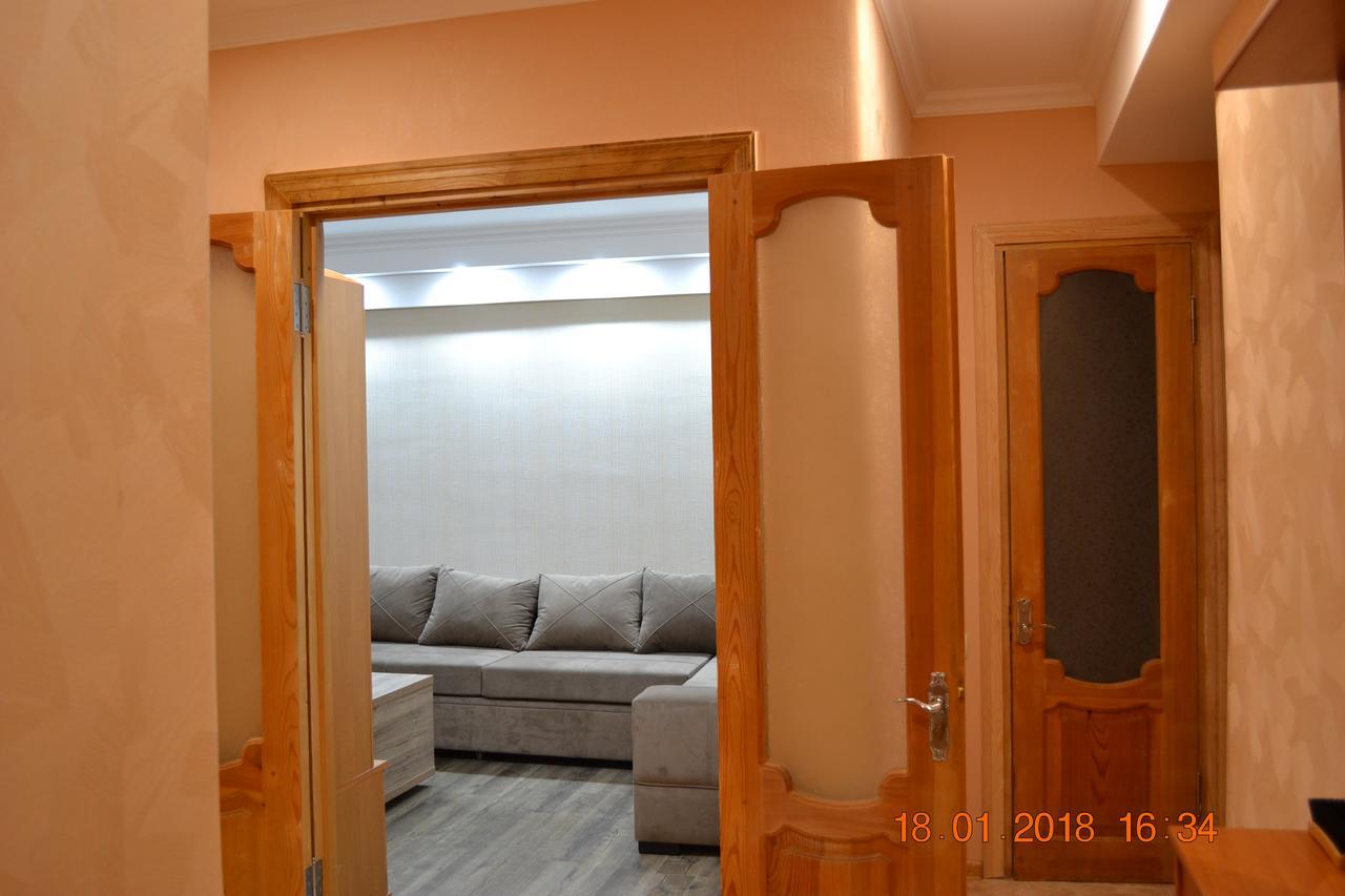 Apartment On Ikalto 8 Tbilisi Luaran gambar